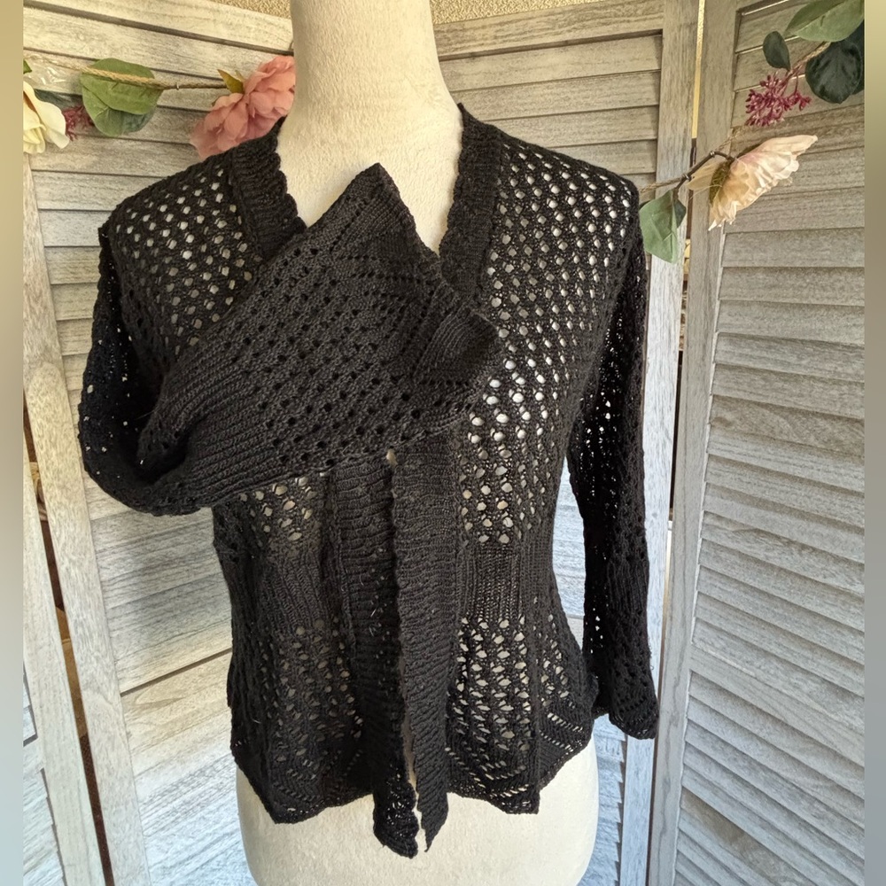 SWEET KIZZ Women’s SZ XL Black Crochet Knit Shrug/Sweater/Jacket w/Bell Sleeves - Picture 5 of 16